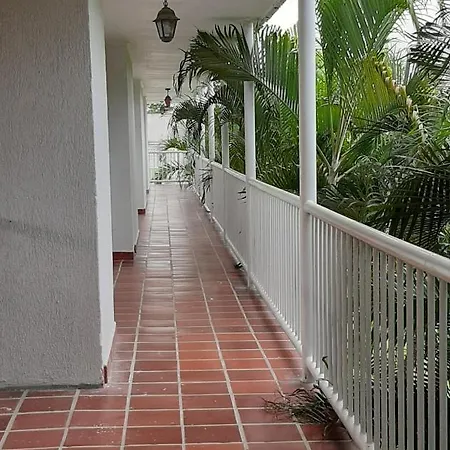 Hotel Parador Tropical Cartagena