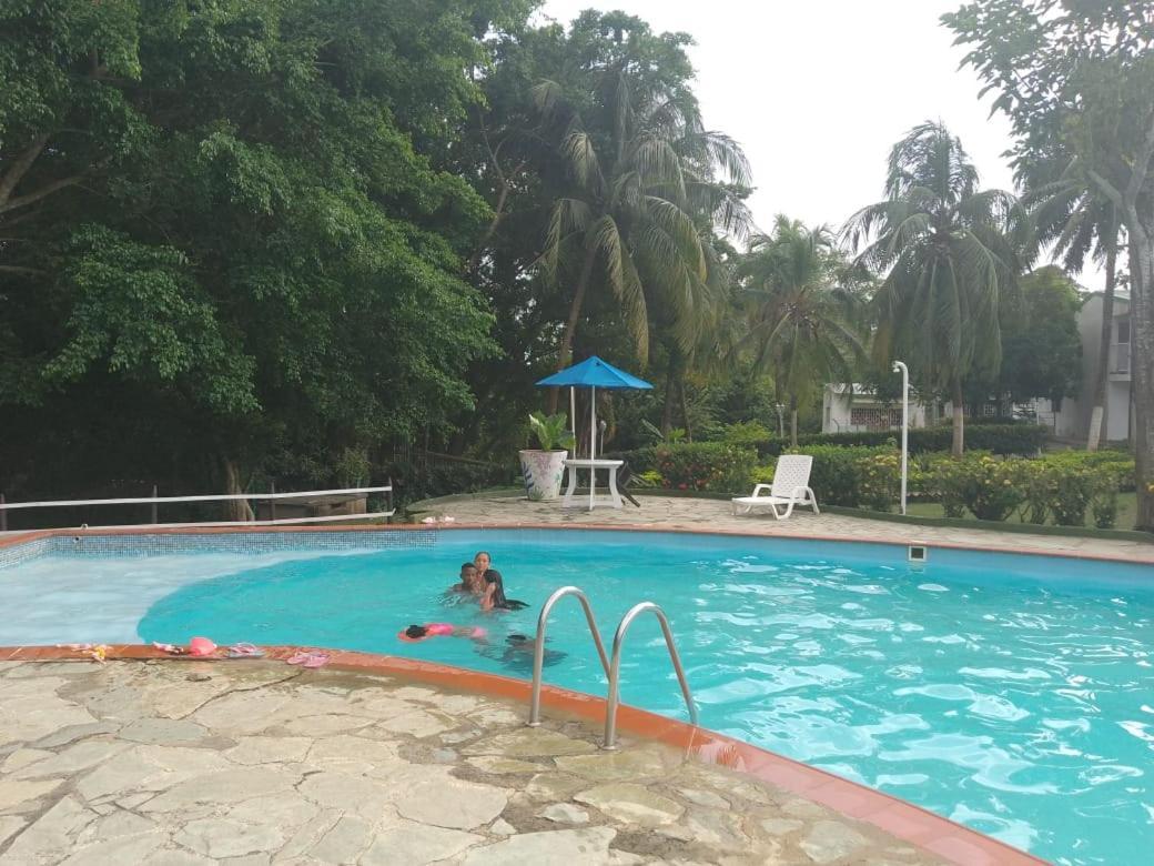 Hotel Parador Tropical