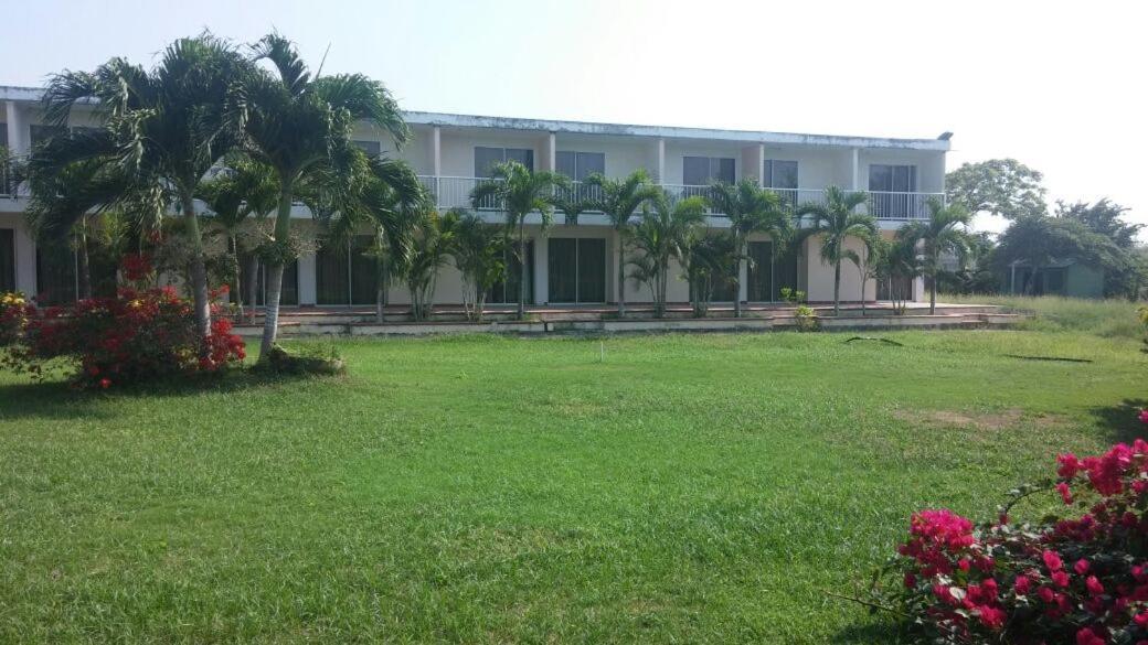 Hotel Parador Tropical Cartagena